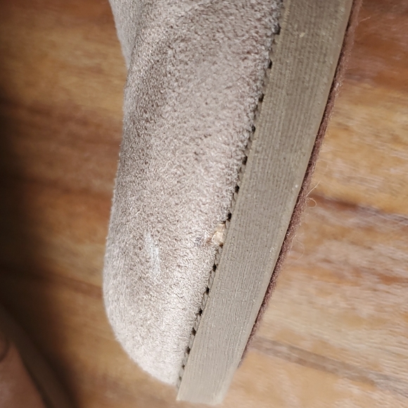 7.5 Carlos Santana tan booties - Picture 3 of 8